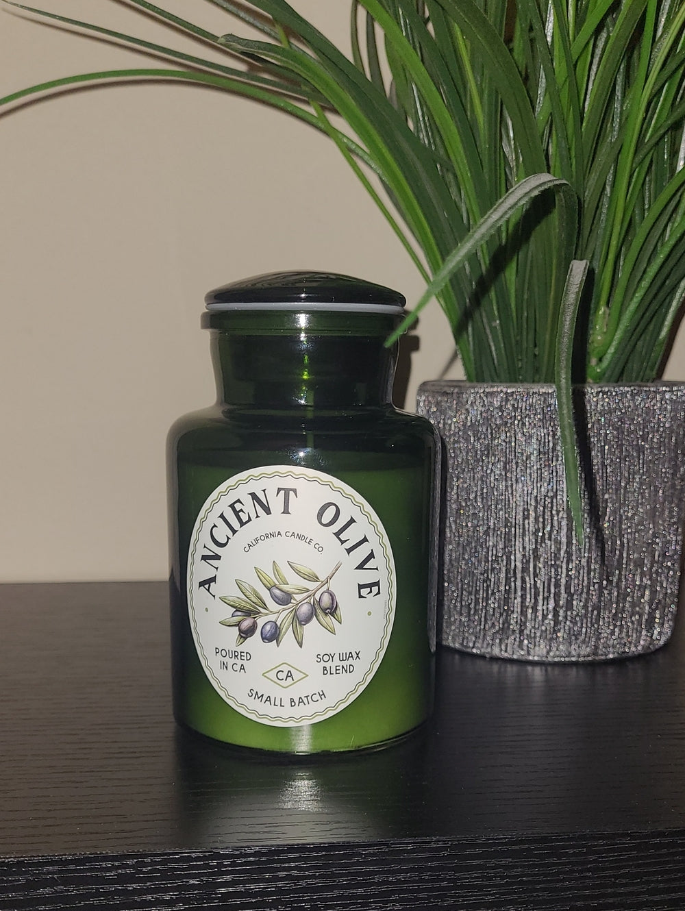 Ancient Olive Candle - 9oz - photo 1